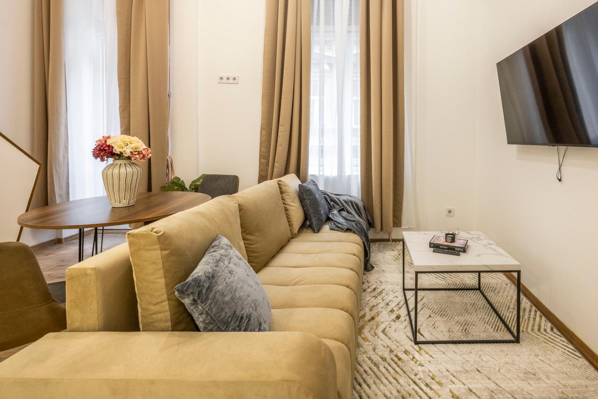 Charming Grand In The Heart Of * Будапешт